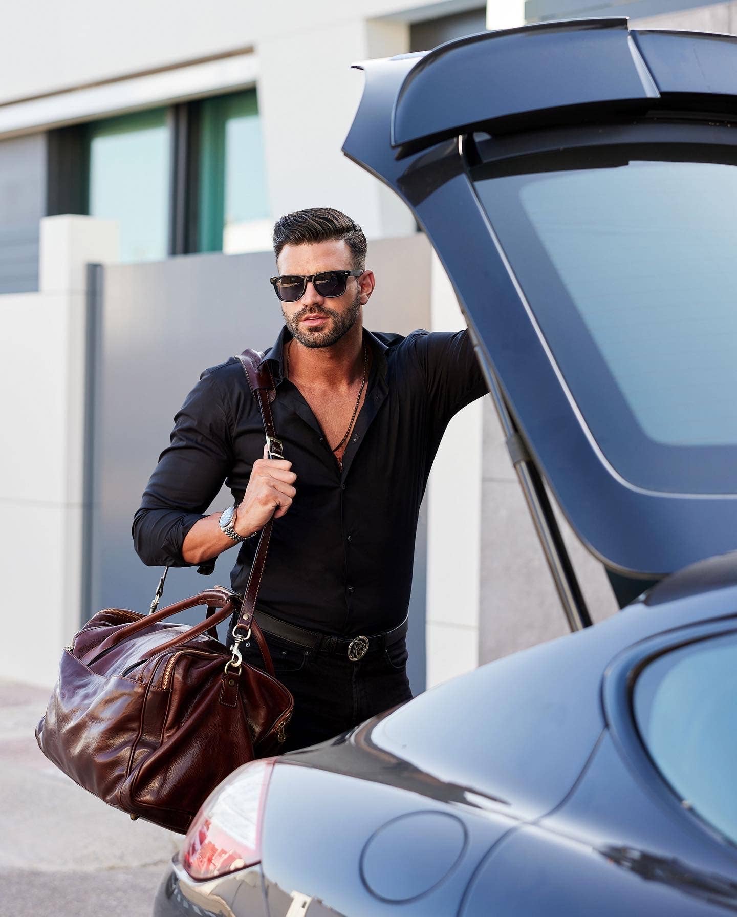 Large Brown Italian Leather Duffel Bag - The Hitchhikers