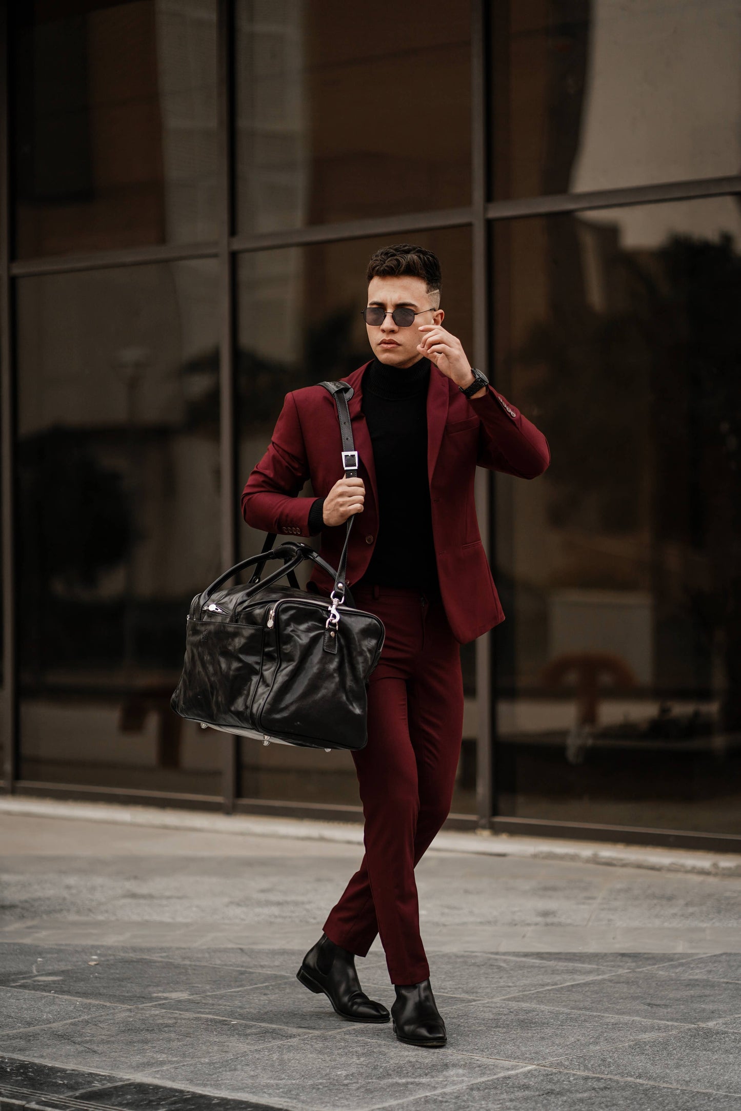 Large Brown Italian Leather Duffel Bag - The Hitchhikers